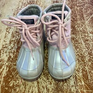 Sperry toddler boots size 7